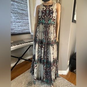 Anthropologie Bhanuni by Jyoti Madeira Maxi Boho Dress. Size 4P. Beautiful flowy
